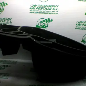 Foto de Porta-casco Piaggio NRG Power 50 referencia 314-20-30525 foto 7