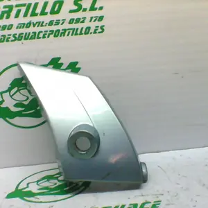 Foto de Embellecedor de cabezón derecho Aprilia Area 51 referencia 54-20-35892 foto 5