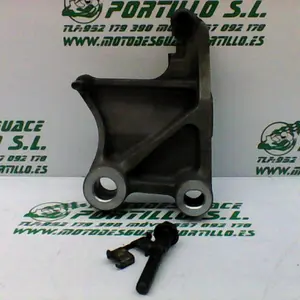 Foto de Soporte de pinza freno trasera Honda Deauville 650 referencia 5-16-18319 foto 2