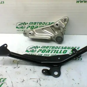 Foto de Soporte de amortiguador Gilera NEXUS 500 04 referencia 15-21-28961 foto 7