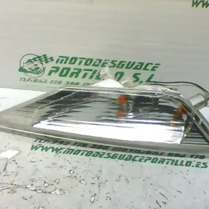 Foto de Intermitente delantero derecho Piaggio X8 125 referencia 295-20-37276 foto 6