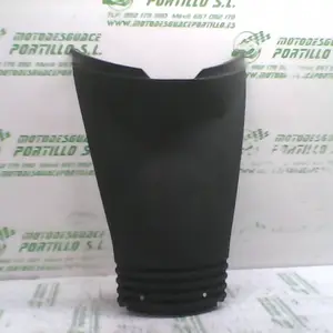 Foto de Carcasa bajo asiento Aprilia Sport city 250 inyeccion 09-10 referencia 161-18-14931 foto 2