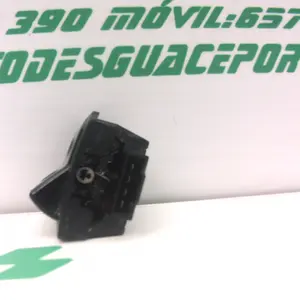 Foto de Interruptor de luz larga/corta Honda PS 125 referencia 113-16-45845 foto 9