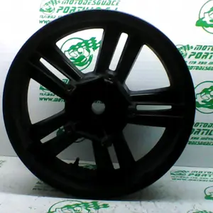 Foto de Llanta trasera Piaggio MP3 YOURBAN 300 LT referencia 440-21-36841 foto 2