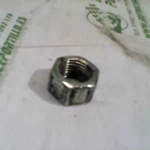 Foto de Tuerca del variador Honda LEAD 100 referencia 44-17-4516