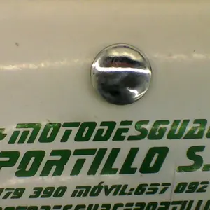Foto de Embellecedor chasis izquierdo Suzuki Marauder 125 referencia 46-19-17686 foto 1