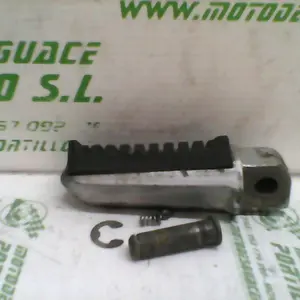 Foto de Reposapies trasero izquierdo Kawasaki Gpz 400 referencia 4-16-11363
