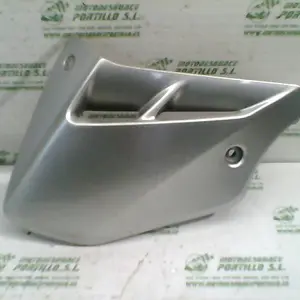 Foto de Carcasa delantera izquierda Honda CBF 250 referencia 180-20-33896 foto 4
