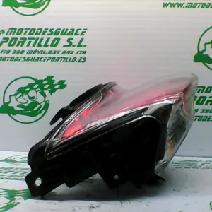 Foto de Piloto trasero Honda Pcx 125 referencia 375-24-48881 foto 16