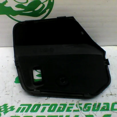 Foto de Tapa Bote Expansor Kymco GRAND DINK 125 referencia 225-22-39992