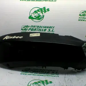 Foto de Carcasa lateral izquierda Peugeot Kisbee 50 4T referencia 230-20-34329 foto 4