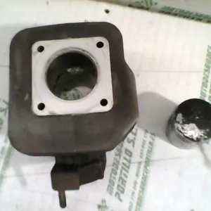 Foto de Cilindro y pistón Peugeot Vivacity 50 referencia 119-17-49129