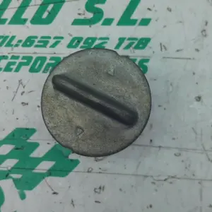 Foto de Tapón de deposito de gasolina Honda PS 125 referencia 106-24-47751 foto 13