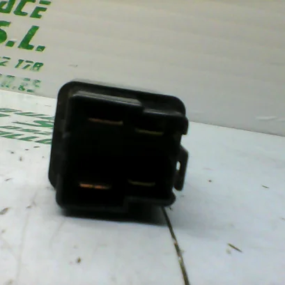 Foto de Rele de arranque Honda VISION 110 referencia 110-20-31597