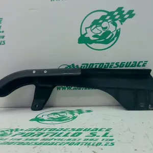 Foto de Cubre cadena Suzuki RV 125 referencia 146-23-44901 foto 6