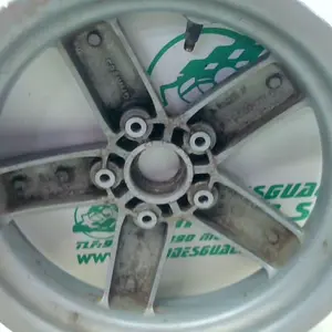 Foto de Llanta delantera Vespa Lx50 4T referencia 165-17-10544 foto 6