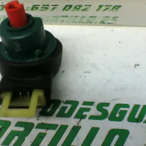 Foto de Contacto de cerradura Piaggio X9 125 referencia 244-19-24247