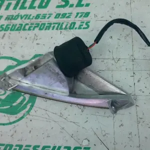 Foto de Intermitente delantero izquierdo Honda SH 125 00-04 referencia 382-22-39365 foto 4