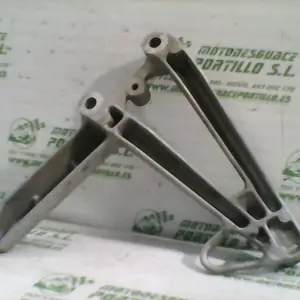 Foto de Estribera trasera izquierda Honda CBR 600F4 referencia 70-17-6937