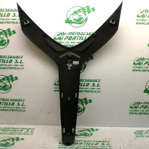 Foto de Boomerang del frontal Piaggio MP3 YOURBAN 300 LT referencia 440-21-36672