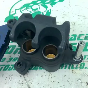 Foto de Pinza de freno delantera Honda FORZA 125 referencia 396-25-49038 foto 3