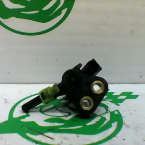 Foto de Inyector Honda Lead 110 referencia 77-17-39075 foto 3