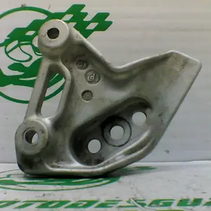 Foto de Estribera delantera derecha Gilera DNA 50 referencia 38-23-42499 foto 1