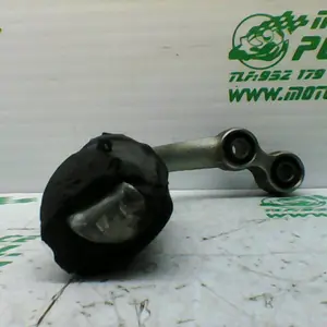 Foto de Estribera delantera derecha Suzuki GN 250 referencia 152-21-39508