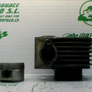 Foto de Cilindro y pistón Sym RS21 referencia 228-19-33078 foto 2
