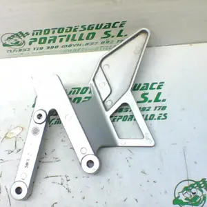 Foto de Estribera delantera izquierda Yamaha TZR 50 2T 3 referencia 221-19-22268 foto 3