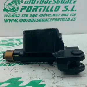 Foto de Bomba de freno delantero Piaggio BEVERLY 350I referencia 252-23-45854 foto 4