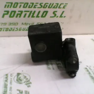 Foto de Bomba de freno delantero Suzuki Burgman 125 referencia 69-19-21062 foto 2