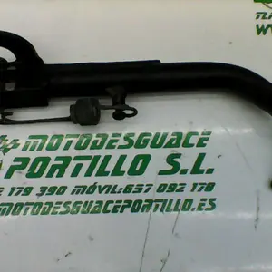 Foto de Patilla lateral Suzuki Marauder 125 referencia 46-19-17700 foto 3