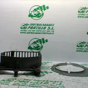 Foto de Soporte del radiador Yamaha Xenter 125 referencia 446-22-40691 foto 8