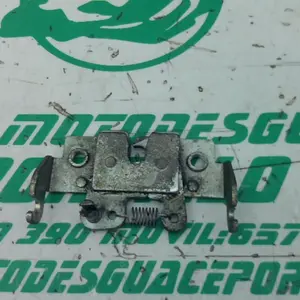 Foto de Cerradura del asiento Honda PS 125 referencia 106-24-47759 foto 6