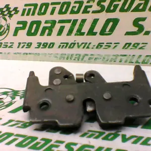 Foto de Cerradura del asiento Gilera NEXUS 500 04 referencia 15-21-28816 foto 3