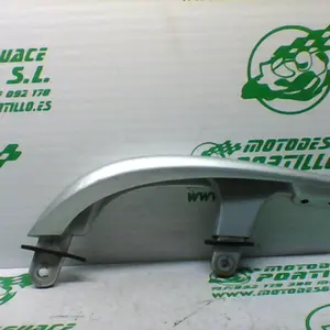 Foto de Asidero izquierdo Yamaha XMAX 250 referencia 213-19-37421 foto 4