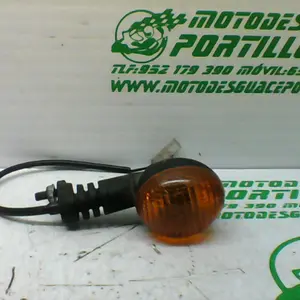 Foto de Intermitente trasero derecho Peugeot Ludix 50 referencia 71-19-19081 foto 16