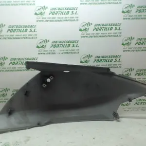 Foto de Carcasa lateral trasera izquierda Aprilia Arrecife 125 referencia 74-17-6973