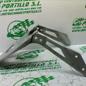 Foto de Soporte portamatricula Gilera NEXUS 300I referencia 173-22-36370 foto 2