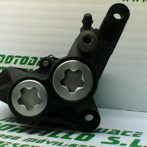 Foto de Pinza de freno delantera derecha Yamaha FZ1-N referencia 177-19-21702 foto 5