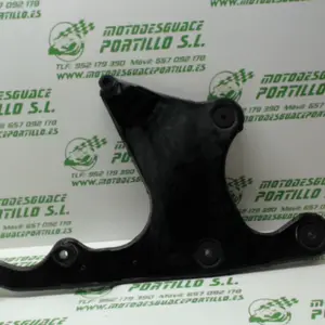 Foto de Soporte del tubo de escape Suzuki Burgman 250 i referencia 155-16-1532