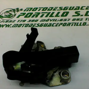 Foto de Cerradura del asiento Honda Pcx 125 referencia 181-23-46215 foto 2