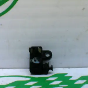 Foto de Sensor de freno delantero Yamaha TRICITY 125I referencia 307-21-35717 foto 2