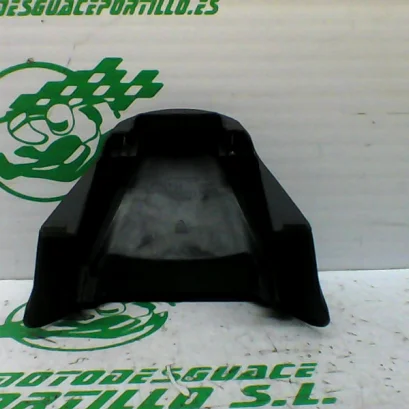 Foto de Carcasa luz portamatricula Kymco GRAND DINK 125 referencia 225-22-40027