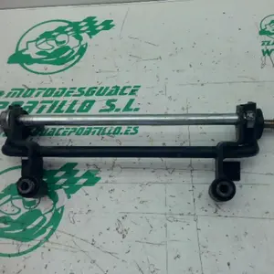 Foto de Soporte de motor Malaguti PHANTOM F12 referencia 455-23-46501 foto 7