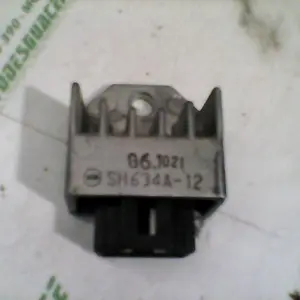 Foto de Regulador Peugeot Vivacity 50 referencia 142-19-30108 foto 13