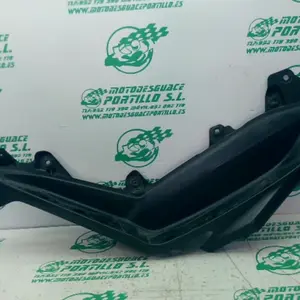Foto de Suelo izquierdo Yamaha N MAX 125 referencia 394-23-46335 foto 6