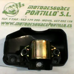 Foto de Soporte de retrovisor izquierdo Yamaha Majesty 125 referencia 126-18-13862 foto 2