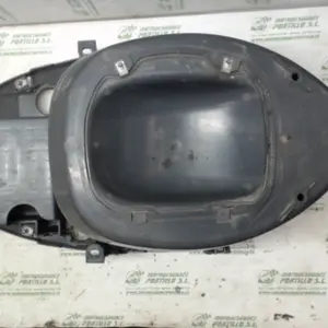 Foto de Porta-casco Piaggio ZIP AIRE 2T 3 50 referencia 81-19-18215 foto 11